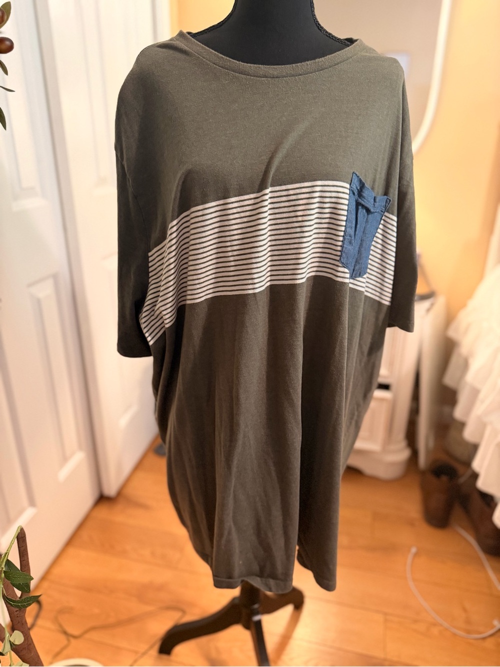 Men's Olive Green Pocket Stripe T-Shirt